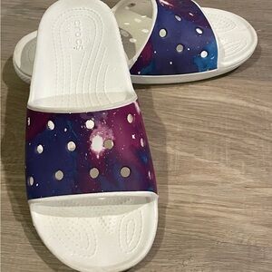 Classic Crocs Out Of This World Slide Roomy Fit Unisex Size M7 W9 White / Purple